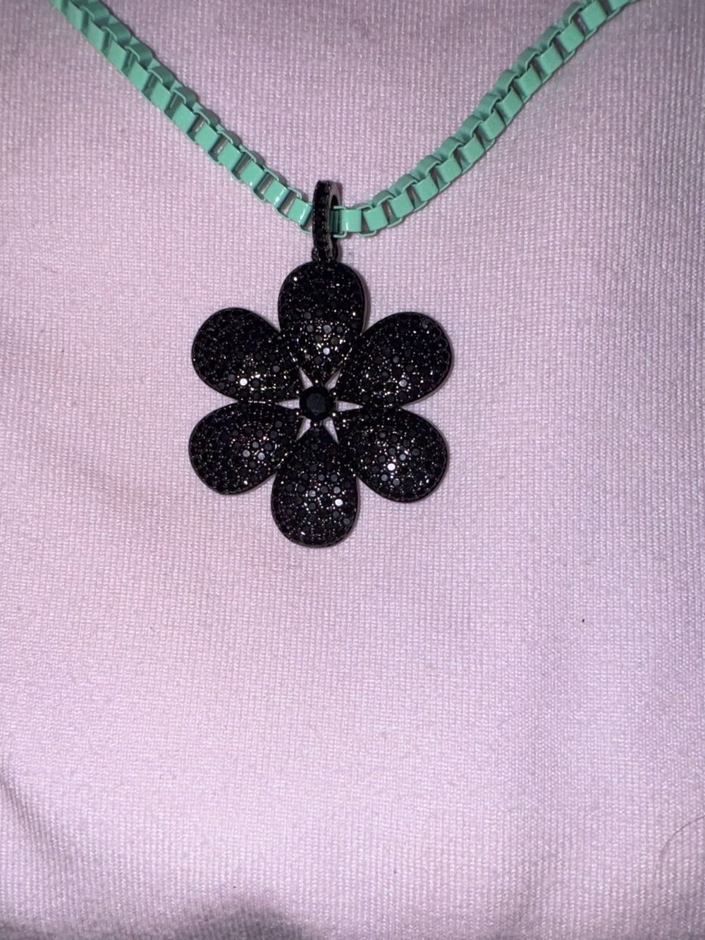 By alexa rae Bar x melania clara daisy duke necklace gunmetal lime - Picture 2 of 2